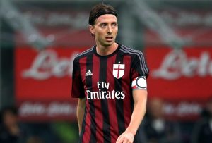 Infurtunio di Montolivo, la reazione del giocatore: "Una carezza a chi mi ha augurato la morte"