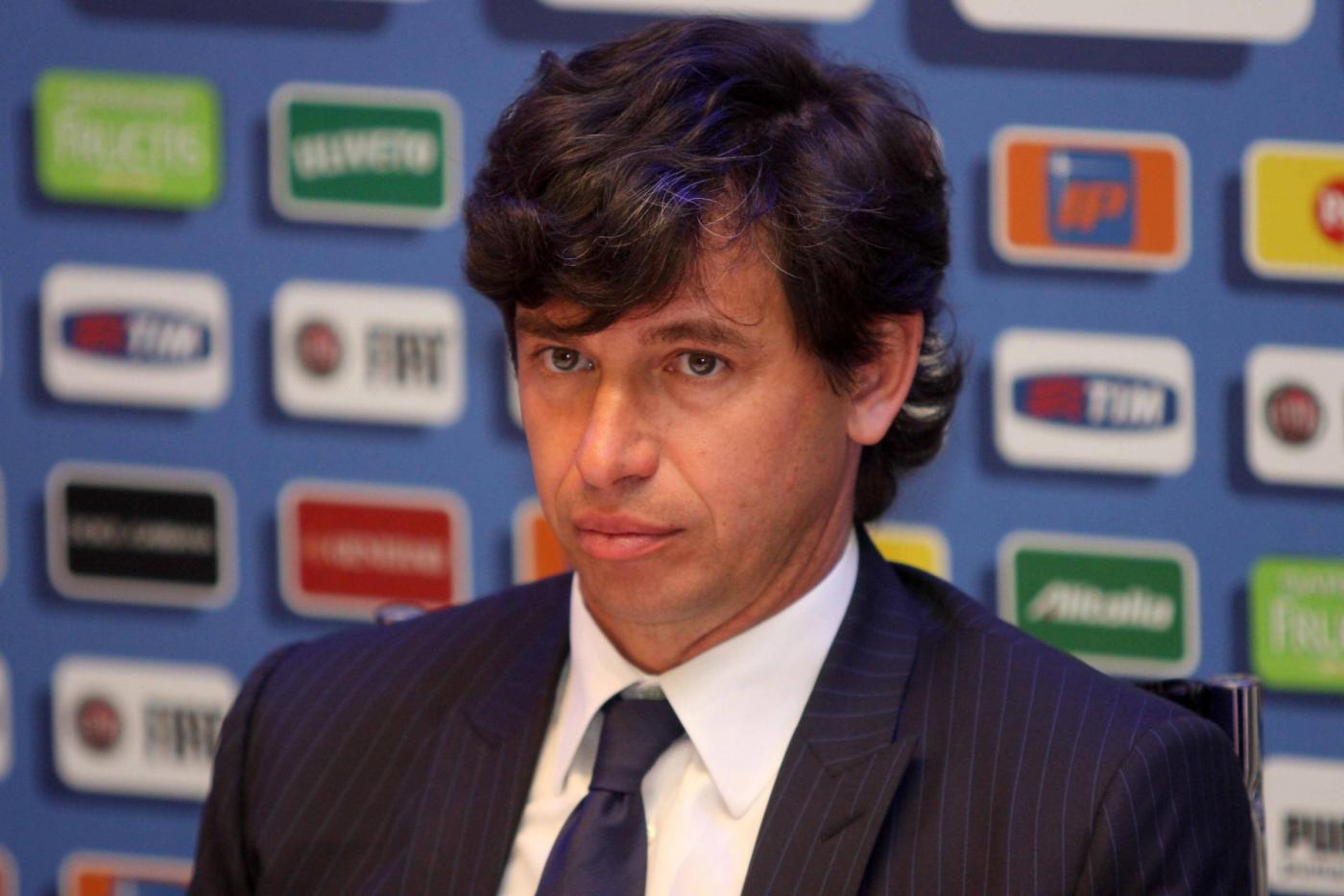 Foto Bovo - LaPressesport calcio14 05 2012 Coverciano - ItaliaConferenza stampa di Prandelli per presentare la formazione della nazionale di calcio italiana. nella foto:Demetrio Albertini Photo Bovo - LaPressesport soccer 14 05 2012 Coverciano - Italy Prandelli press conference to present the formation of Italian footballIn The pic Demetrio Albertini