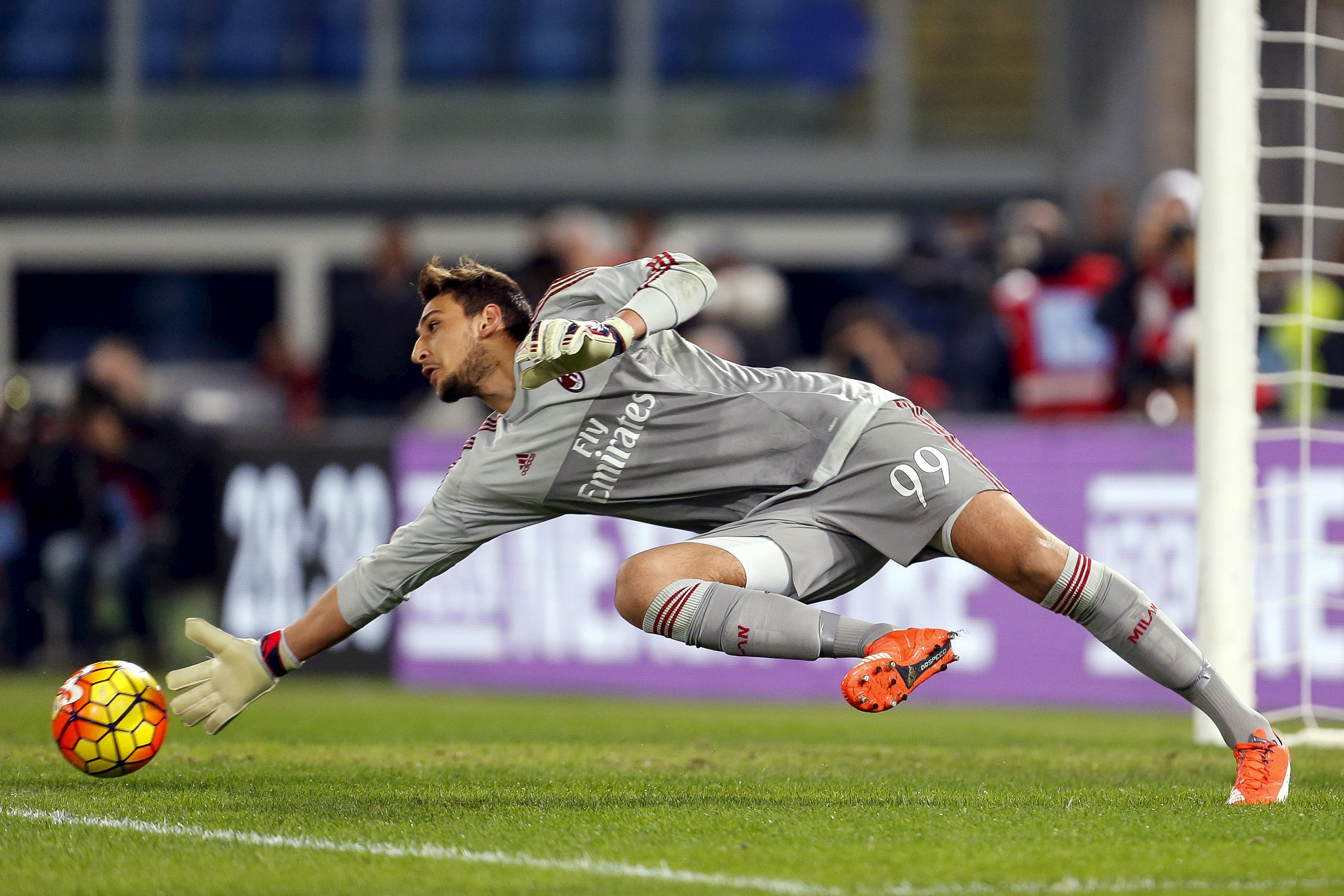 Walter De Maggio: "Ci sono stati dei primi contatti tra Raiola e la Juventus per Donnarumma"