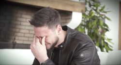 Donnarumma guarda il video con gli auguri dei suoi cari e non trattiene le lacrime [VIDEO]