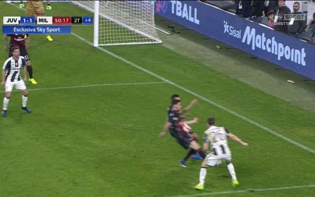 Juve-Milan, rigore valido o no? Arriva il commento del'AIA