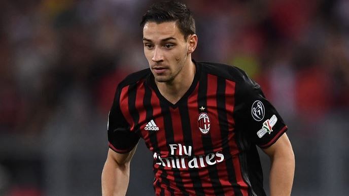 Milan è clamoroso, De Sciglio in panchina a Pescara: pronta la sua cessione