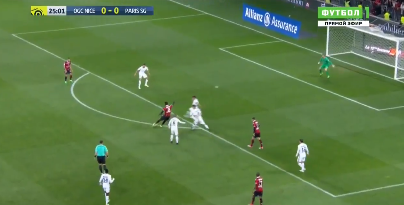 Mario Balotelli stende il Paris Saint-Germain: che gol di sinistro! [VIDEO]
