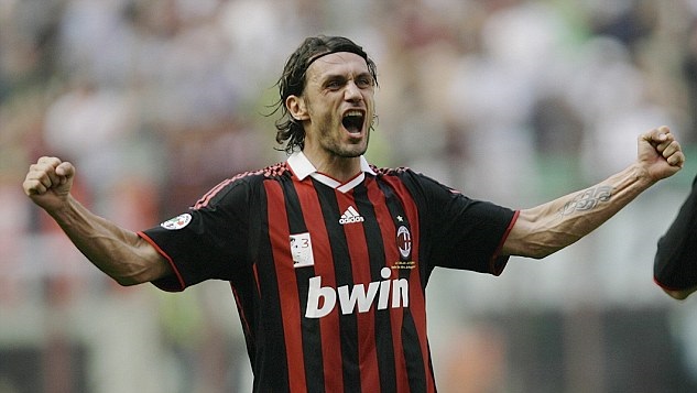 Maldini: "Ho deciso: non torno al milan. Bandiere scomode? Vi spiego"