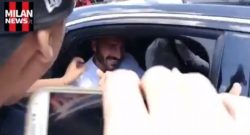 Bonucci è giunto a Casa Milan: ecco l'entusiasmo dei 500 tifosi rossoneri presenti [VIDEO]