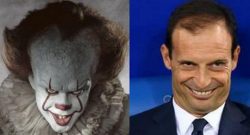 [CMM] - Milan-Juve, IT-Allegri e lo sgabello per Bonucci: 'Lo vuoi il cartellino?' VIDEO PARODIA