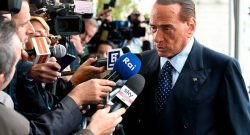 Berlusconi, altre frecciate: “Questo Milan fa venire il mal di stomaco”