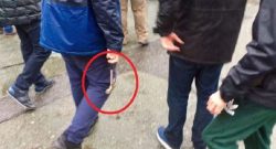 Dramma a Liverpool, tifoso accoltellato in coma e con danni cerebrali: lo riferisce la famiglia