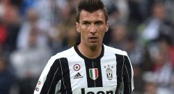 Milan, si allontana Manduzkic: può rimanere alla Juventus