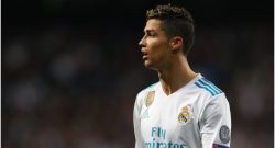 Calcio, Ronaldo alla Juventus? L’operaio Fca protesta: “Noi senza aumenti da 10 anni”