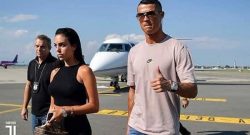Arriva Cristiano Ronaldo, i tifosi della Juve cantano "Lavali col fuoco"