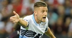 Lazio, Lotito valuta nuovo contratto di Milinkovic. Braccio di ferro sulla clausola