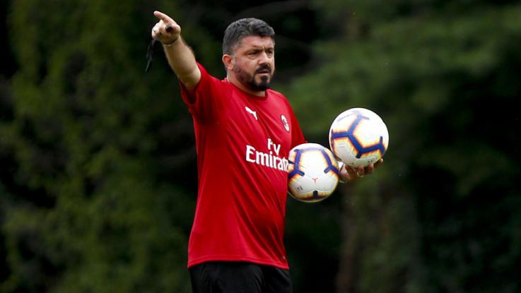 Sky - Milan, confermato il 4-3-3 anche contro la Roma. Possibile esordio dal primo minuto di Caldara e Laxalt