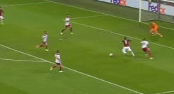 Super gol di Gonzalo Higuain, rossoneri in vantaggio! Milan 2 Olympiakos 1 [VIDEO]