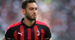 Gazzetta - Milan, nuovo ruolo anche per Calhanoglu? Giampaolo potrebbe utilizzarlo come regista