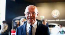 Sacchi: “I giocatori della Juve la smettano di accerchiare l’arbitro. Poco professionale”