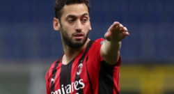 Milan, ultimatum a Calhanoglu: una settimana per decidere