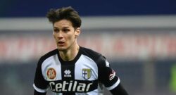 Tuttosport - Milan, per l'attacco piace anche Dennis Man del Parma