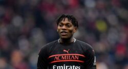 Pioli detta i tempi di recupero di Leao: "Rientrerà il 6 gennaio nella gara con la Roma"